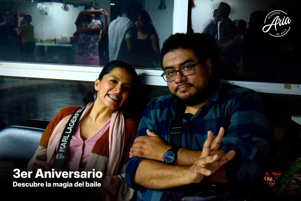 Alumnos de academia de baile ARIA