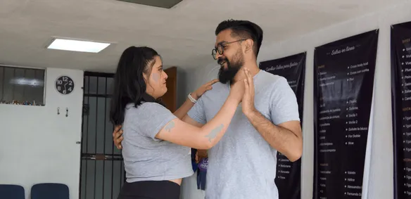 Aprende uno de los estilos que encontrarás al ritmo de la timba, la rumba y en rueda de casino